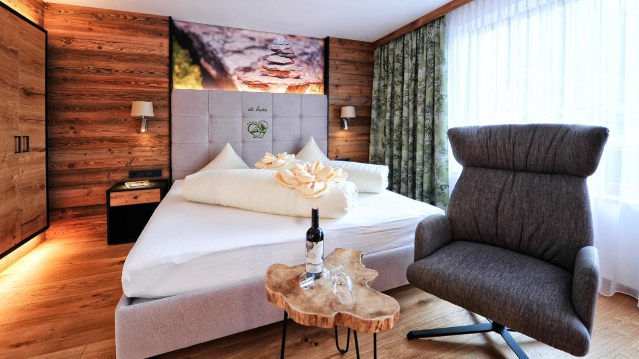 Hotel Garni Stefanie Ischgl Exterior foto
